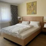 Longstay Inn, Homestead And Extended - Kral * Erlangen