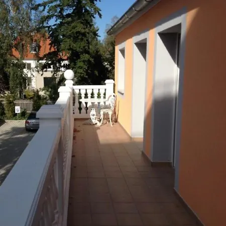 Longstay Inn, Homestead And Extended - Kral *