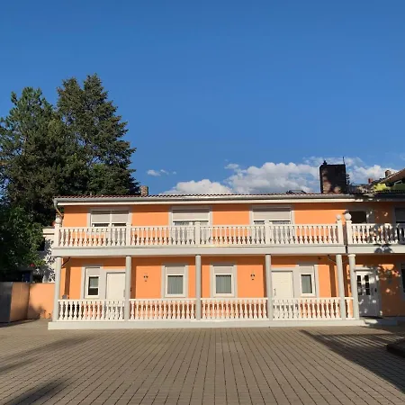 Apartment Longstay Inn, Homestead And Extended - Kral Erlangen