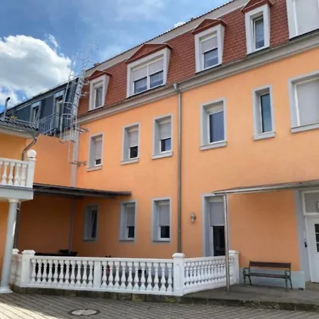Longstay Inn, Homestead And Extended - Kral *