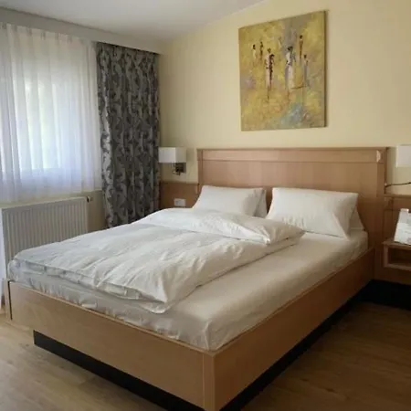 Longstay Inn, Homestead And Extended - Kral * 에를랑겐